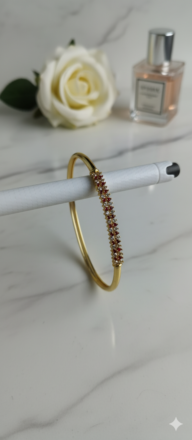 Crimson Radiance Adjustable Gold Bracelet