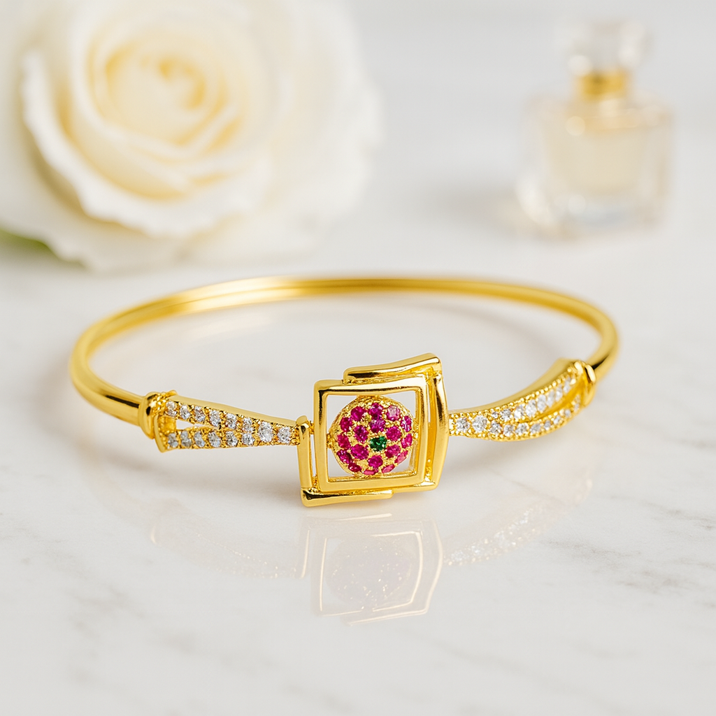 Royal Radiance Gold Bracelet