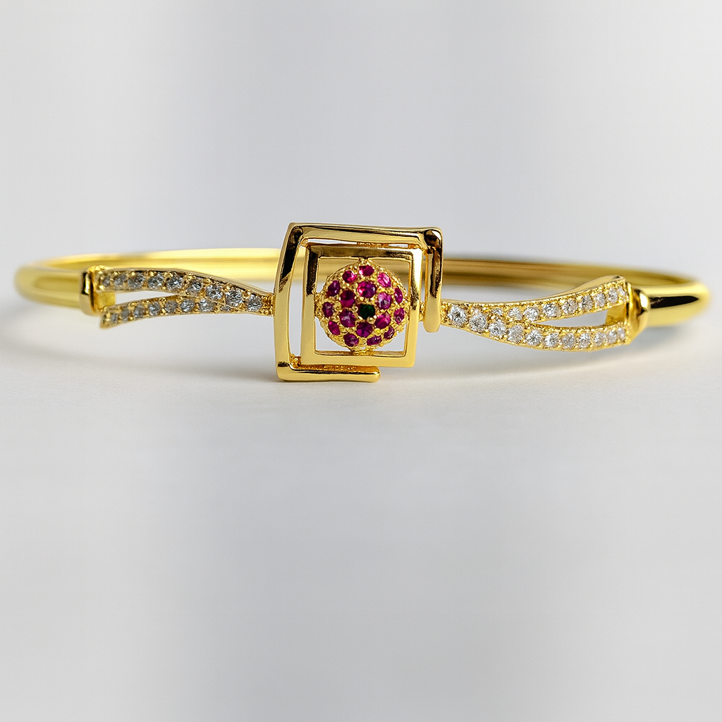 Royal Radiance Gold Bracelet