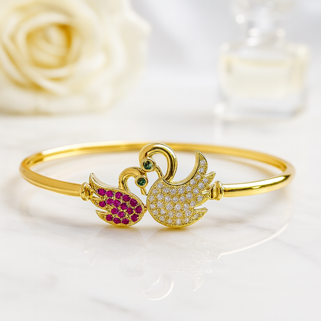 Golden Love Swan Bracelet
