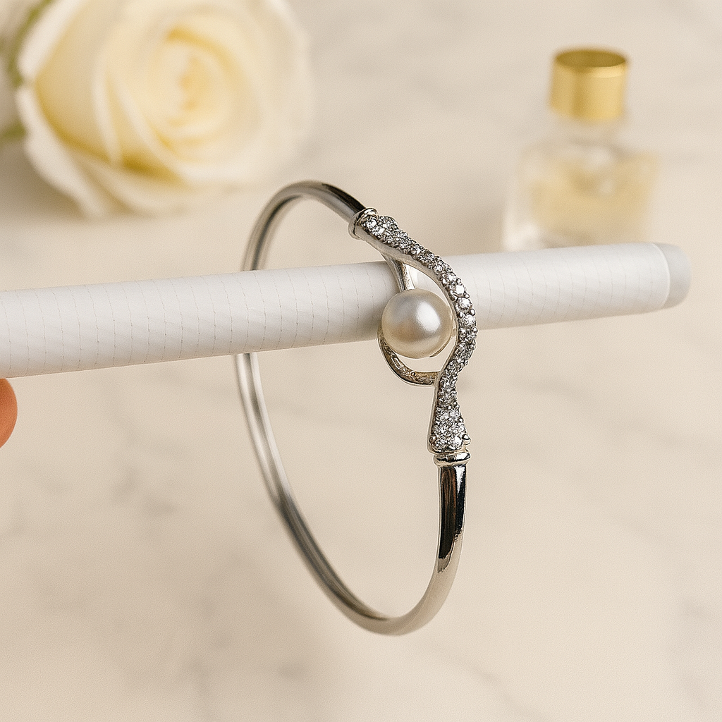 Pearl Grace Silver plated Curve Bracelet