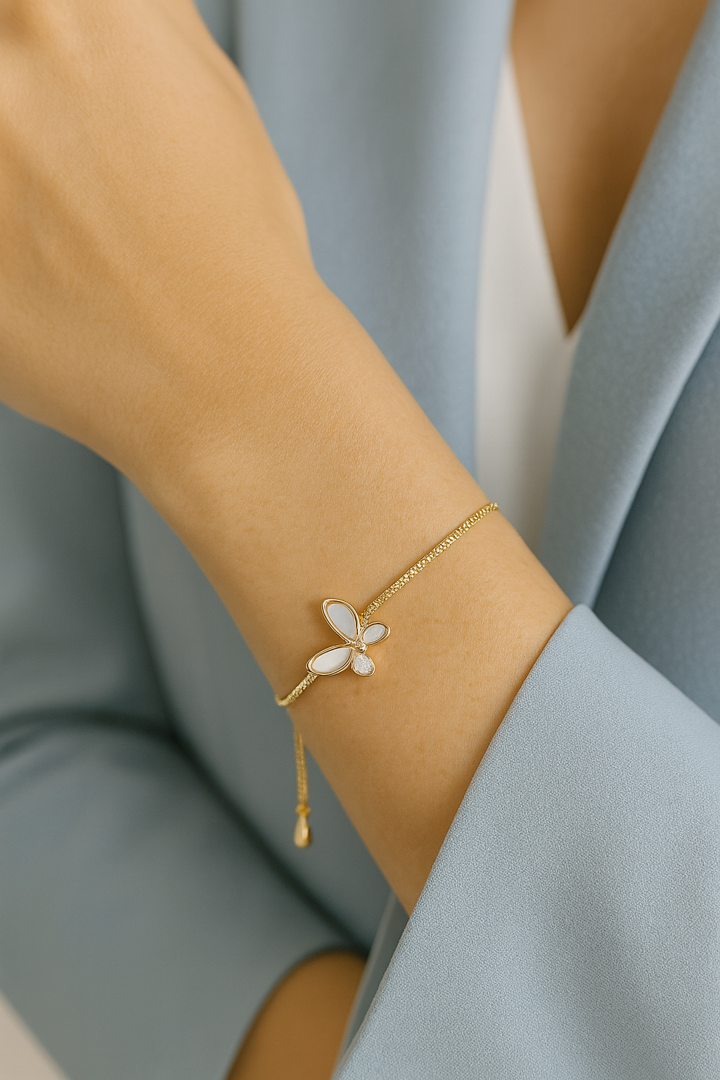 Butterfly Grace Bracelet – Gold-Plated with Sparkling Butterfly Charm